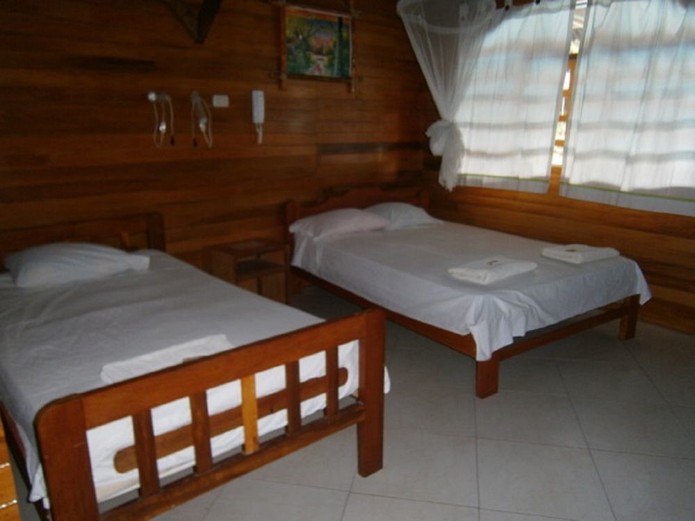Madera Labrada Lodge Ecologico Tarapoto Buitenkant foto